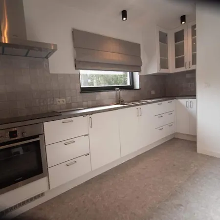 Feriehus With Garden In *