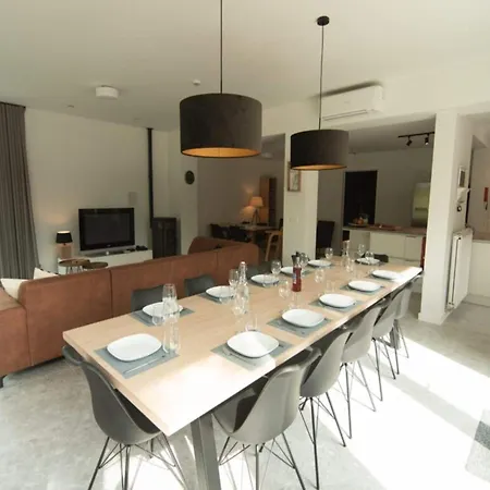 Feriehus With Garden In