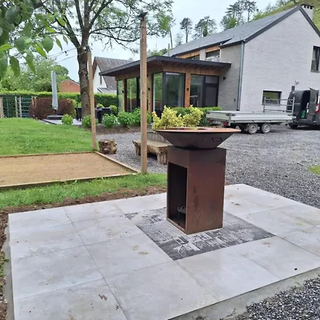 Feriehus With Garden In